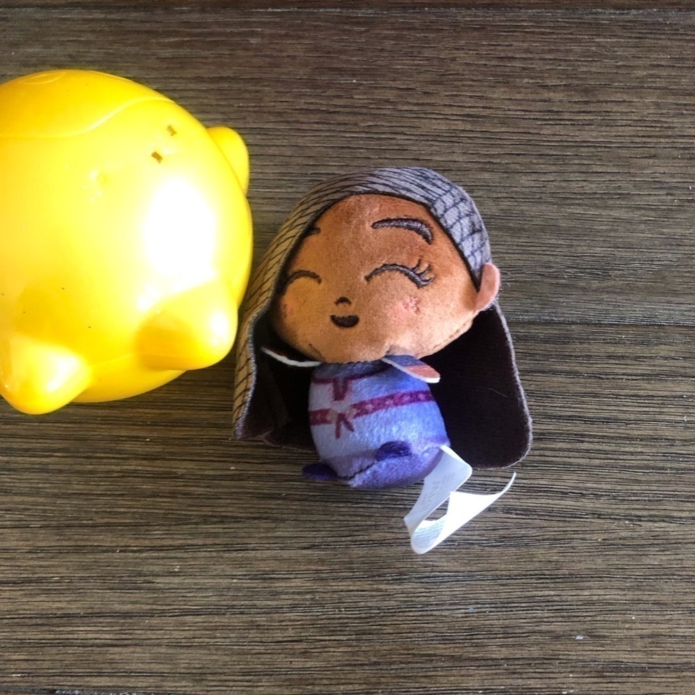 Disney Wish: Asha mini plush figure